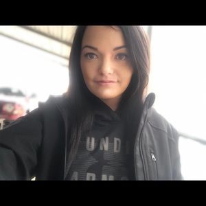 Meet your Posher, Cydney